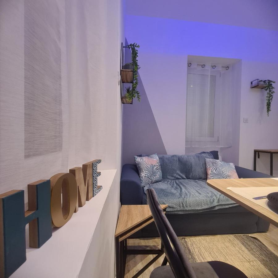 Tres Joli Appartement 2 Pieces, Centre-Ville Tuchan Ngoại thất bức ảnh