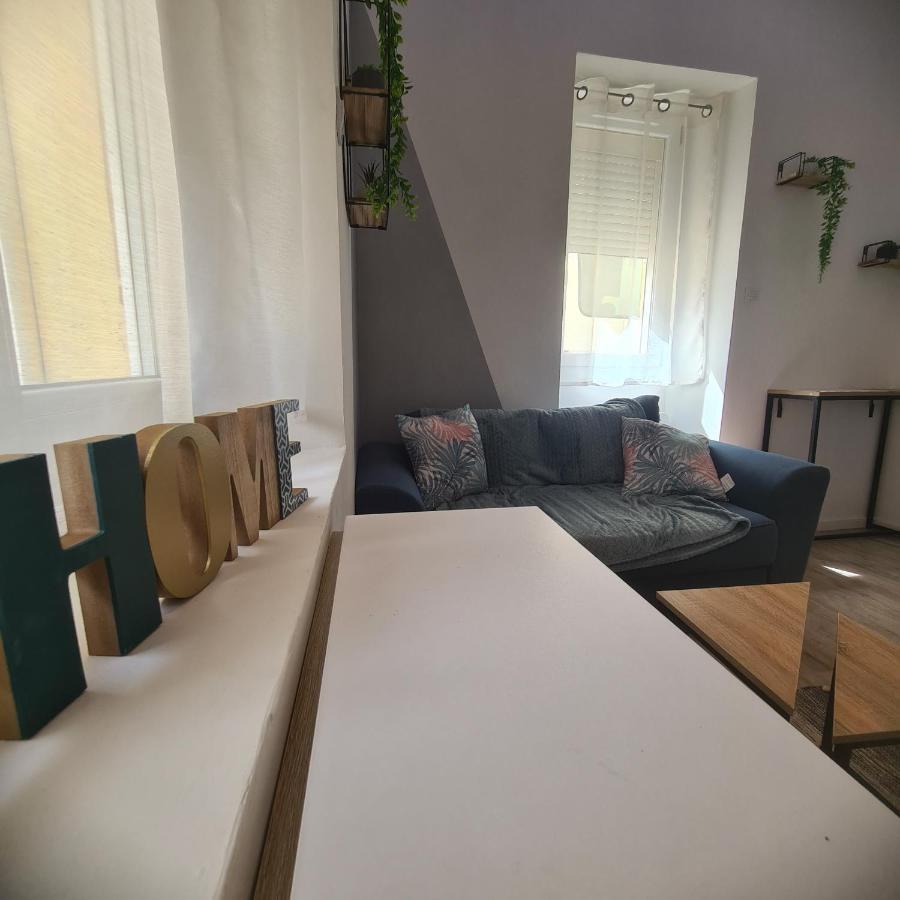Tres Joli Appartement 2 Pieces, Centre-Ville Tuchan Ngoại thất bức ảnh