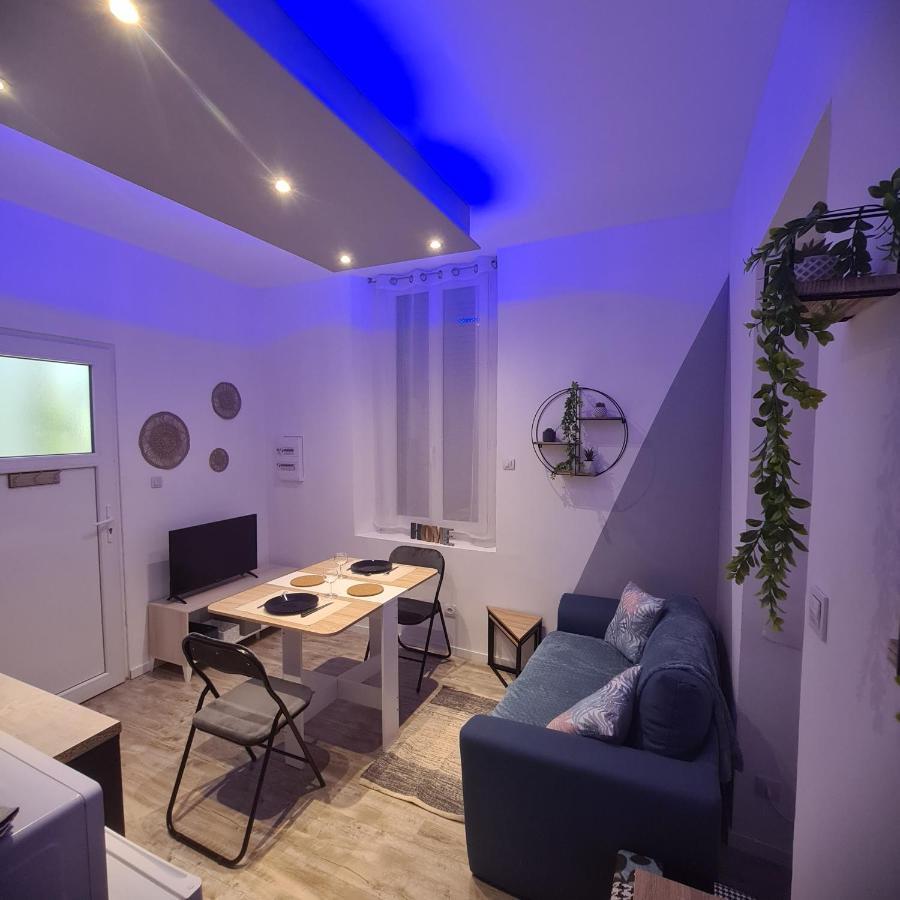 Tres Joli Appartement 2 Pieces, Centre-Ville Tuchan Ngoại thất bức ảnh
