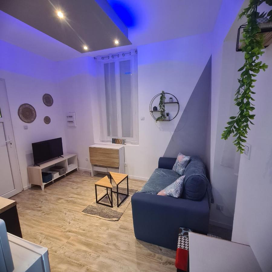 Tres Joli Appartement 2 Pieces, Centre-Ville Tuchan Ngoại thất bức ảnh